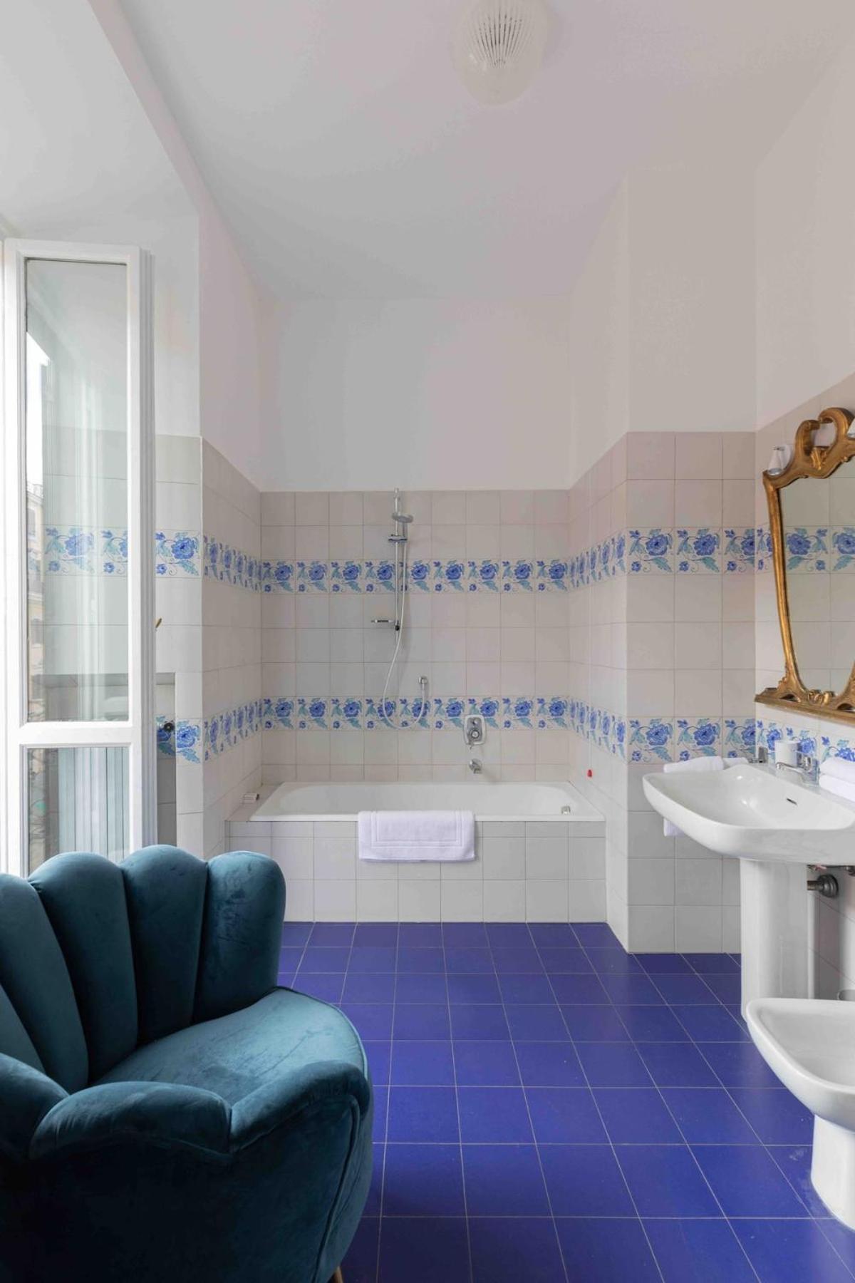 Luxury House Empire 96 Apartment *